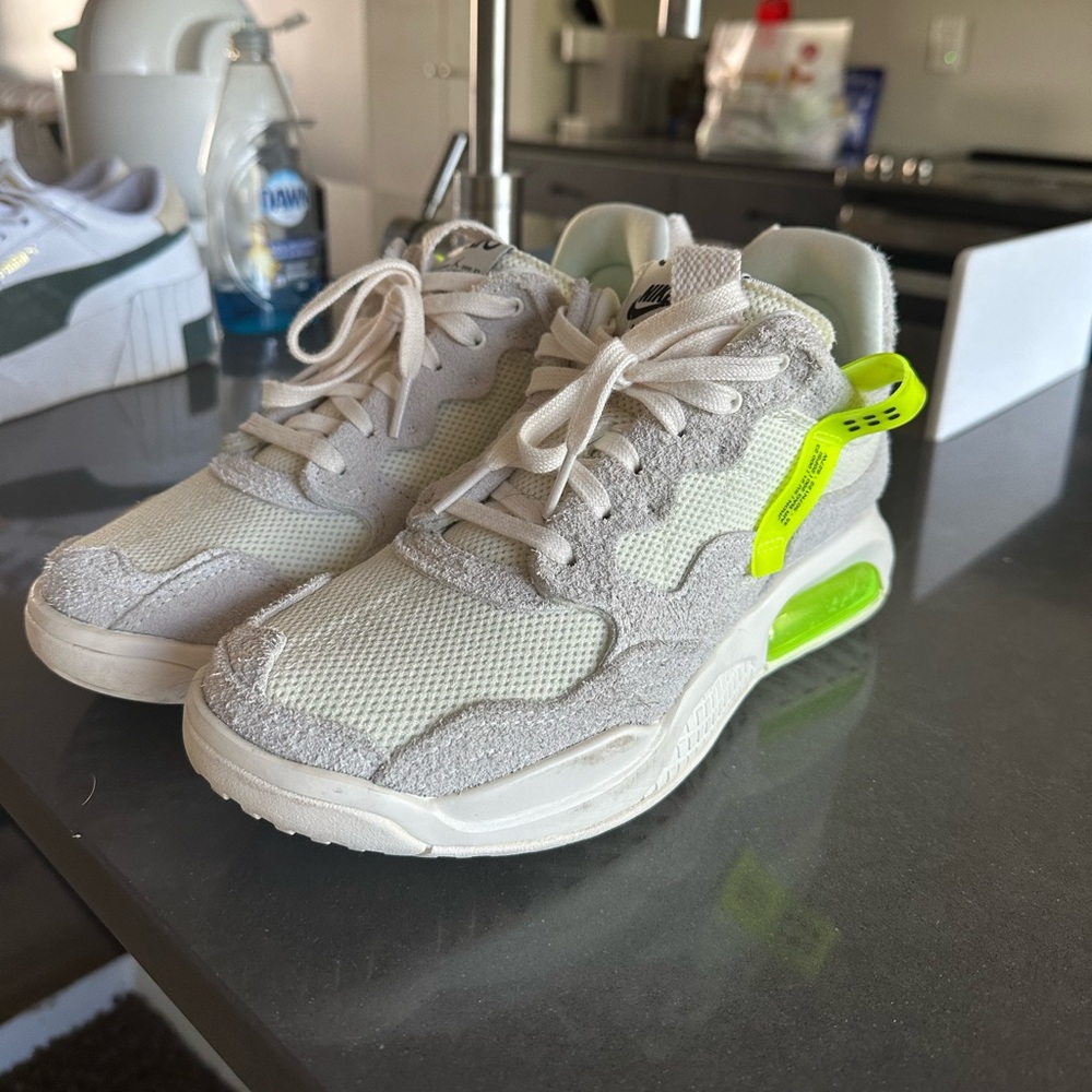Nike Jordan MA2 Pale Ivory Volt